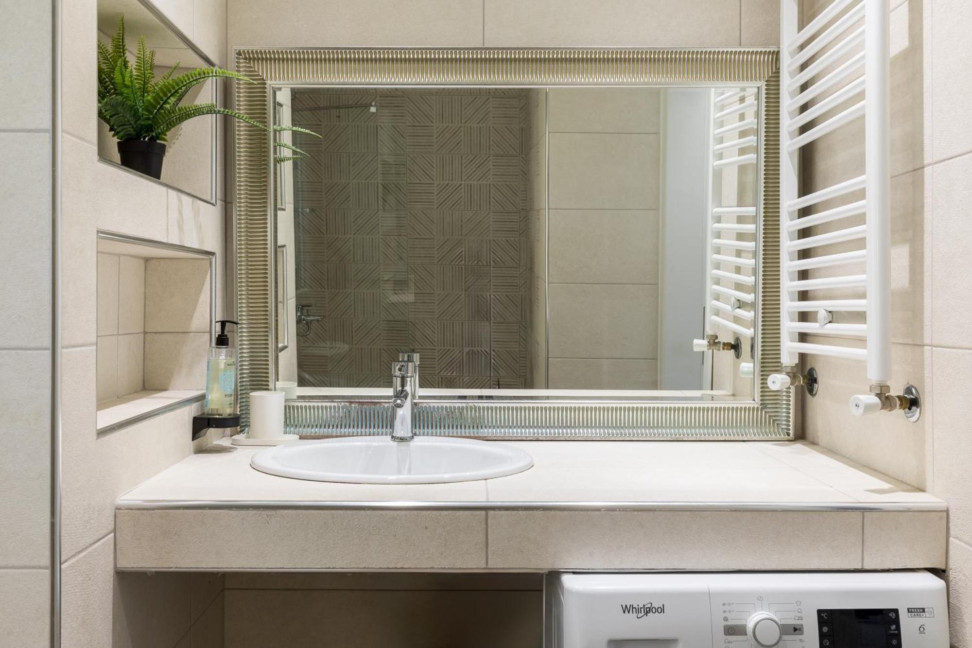 Liberty Apt By Halu! Apartments Thessaloníki Ngoại thất bức ảnh